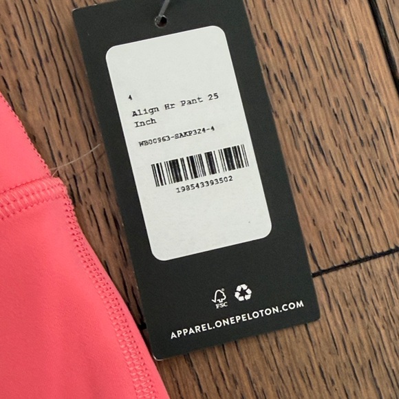 Peloton lululemon Align™ High-Rise Pant 25" in Sakura Pink - Picture 5 of 8